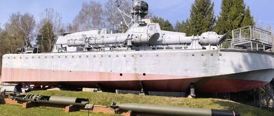 Skarżysko-Kamienna, Rejów ↔ Skarżysko-Kamienna, Muzeum im. Orła Białego