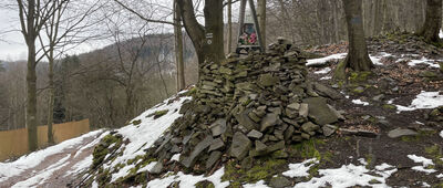 Pod Żarem, odejście szlaku czarnego