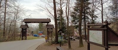 Huta Szklana, pomnik katyński