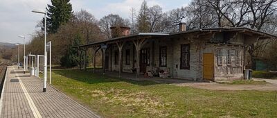 Lewin Kłodzki, stacja kolejowa ↔ Lewin Kłodzki, rozwidlenie przy stacji kolejowej