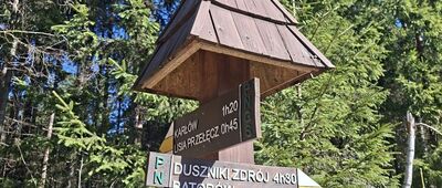 Dylówka, skrzyżowanie szlaków