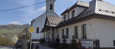 Piwniczna-Zdrój ↔ Piwniczna-Zdrój, ul. Partyzantów