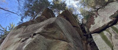Pusta Ścieżka, parking ↔ Rozdroże nad Skalnymi Wrotami