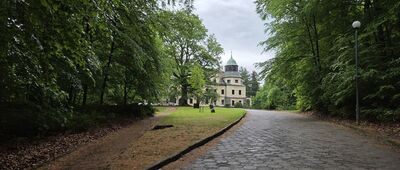 Rozejście szlaków ↔ Goraj, zagroda dzicza