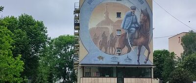 Hryniewicze Duże ↔ Bielsk Podlaski [mural przy skwerze]