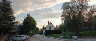 Nielepice, ul. Spacerowa ↔ Brzoskwinia