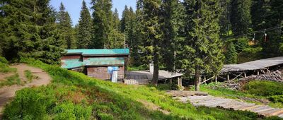 Barborka, turistická chata ↔ Pod Ovčárnou