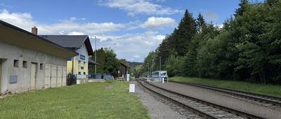 Adršpašské skály, vstup ↔ Adršpach, železniční stanice