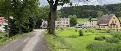 Janovice u Trutnova, železniční stanice ↔ Janovice