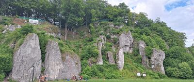 Dubie, Za Piłą ↔ Radwanowice [Skałki w Dubiu]