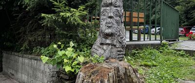 Vyhlídka Čertovy kameny ↔ Čertovy kameny,  turistická chata