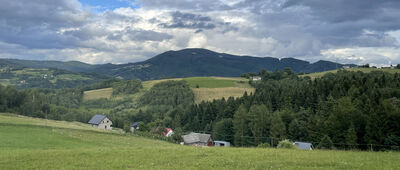 Barcice, kościół ↔ Pod Kanarkówką