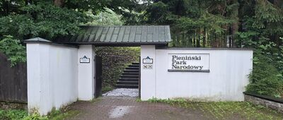 Czorsztyn, pawilon wejściowy do PPN