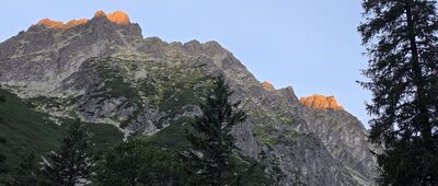 Nad Žabím potokom ↔ Rázcestie nad Popradským plesom