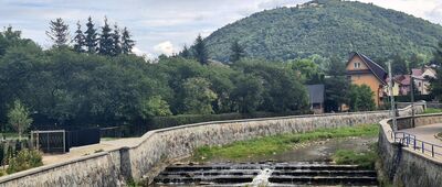 Szczawnica ↔ Szczawnica, Na Potoku [Jarmuta z kładki na Grajcarku, w Szczawnicy]