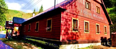 Magurka ↔ Nad sedlom Ďurkovej [Chata MAGURKA ]