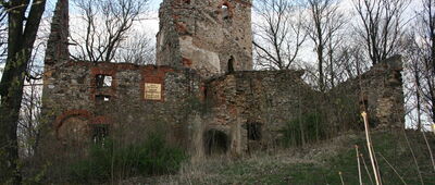 Rozdroże pod Marcińcem ↔ Lipa [Zamek w Lipie. 13 kwietnia 2008 r.]