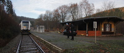 Kulin Kłodzki, stacja kolejowa [Stacja kolejowa w Kulinie Kłodzkim. 12 listopada 2018 r.]