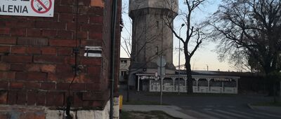 Pniowiec ↔ Tarnowskie Góry, wieża [Widok na wieżę przy Dworcu PKS]