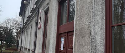 Krzeszowice, rondo Jana Pawła II ↔ Krzeszowice, Skwer Olgi Drahonowskiej-Małkowskiej [Dawny Hotel Łazienkowy w Krzeszowicach 3]