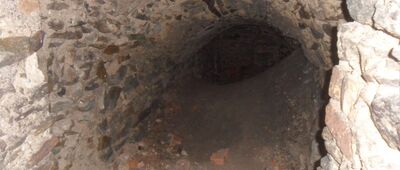 Ruiny zamku Świecie [W zamkowych lochach]