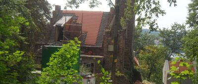 Zamek Rajsko [Odbudowa zamku Rajsko ( stan z sierpnia 2011 roku)]