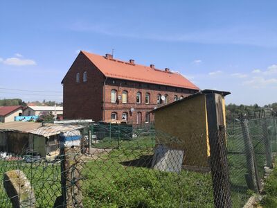 Plac Karola Miarki - budynki mieszkalne z małymi działeczkami