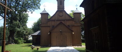 Barcice [Drewniany kościół pw. św. Stanisława Biskupa z 1758r.]