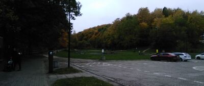 Rezerwat Kępa Redłowska, wejście północne [Polana Redłowska]